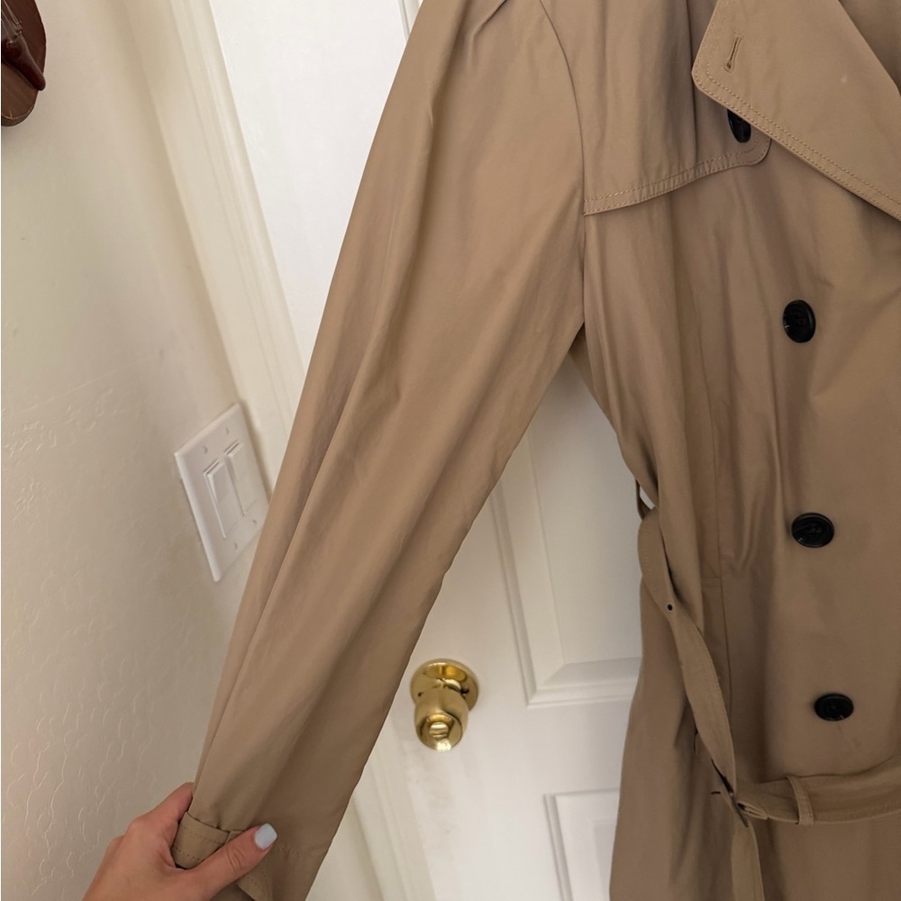 Gap Beige Trench Coat - Picture 4 of 5